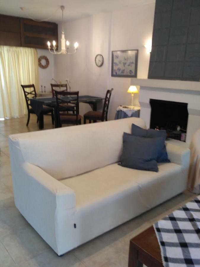 Surf House Villa อาร์เตมีดา ภายนอก รูปภาพ