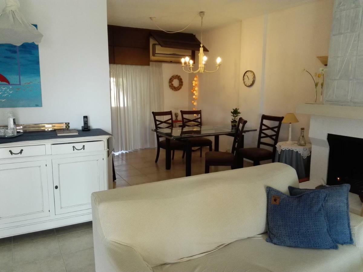Surf House Villa อาร์เตมีดา ภายนอก รูปภาพ